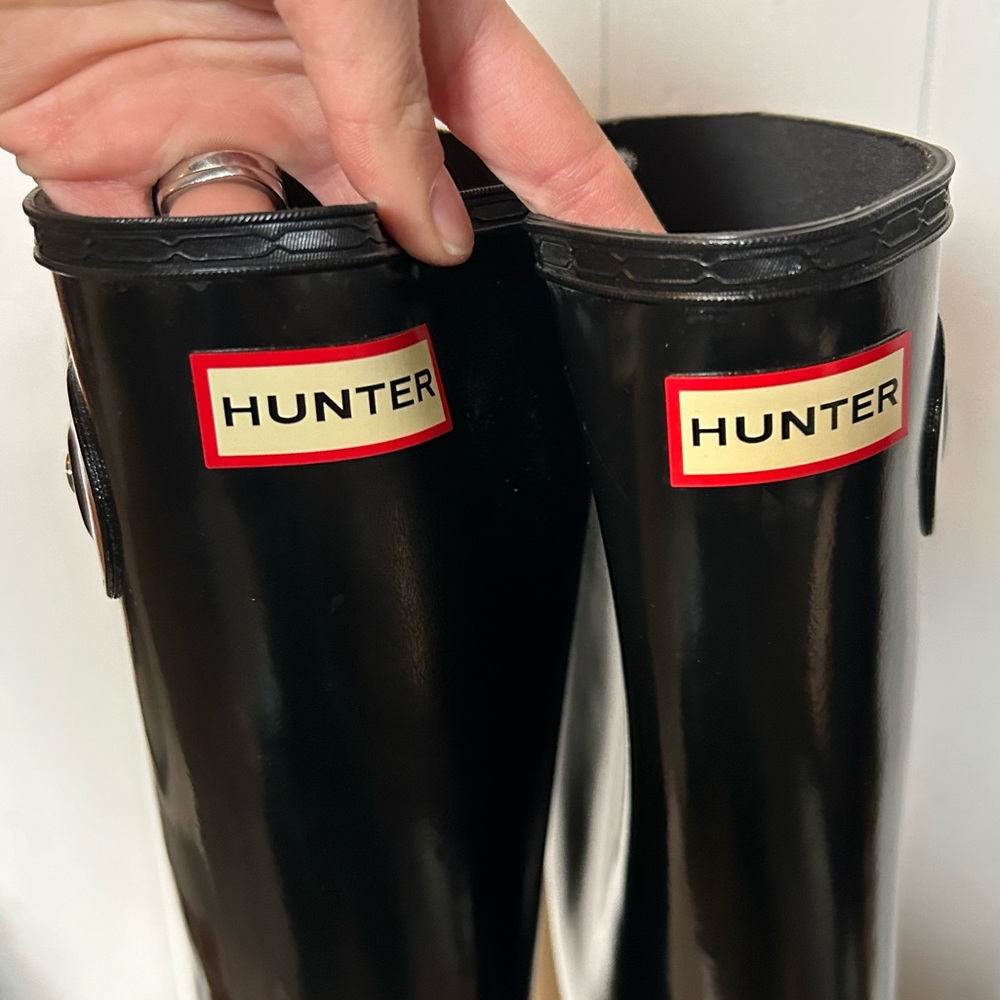Hunter Tall Black Glossy Boots - Picture 10 of 16